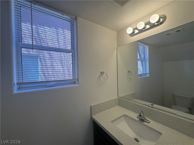 9933 La Paca Avenue, Las Vegas, NV 89117