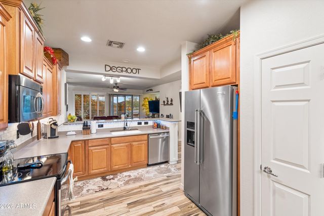 29876 N GECKO Trail, San Tan Valley, AZ 85143