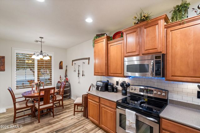 29876 N GECKO Trail, San Tan Valley, AZ 85143