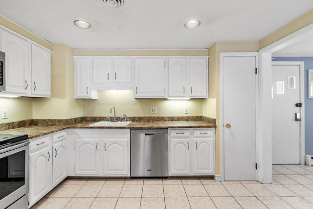 92 Goodale Street, Peabody, MA 01960