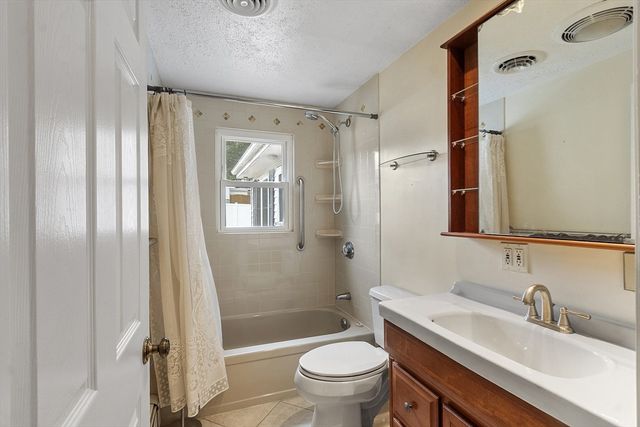 92 Goodale Street, Peabody, MA 01960