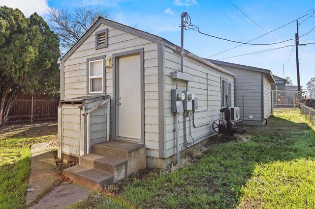 229 Vine St, Maxwell, CA 95955