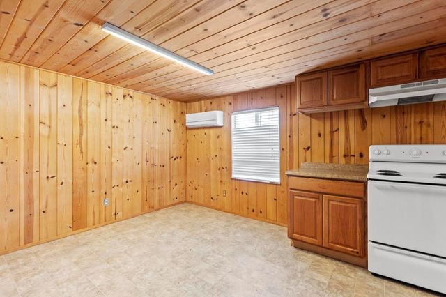 229 Vine St, Maxwell, CA 95955