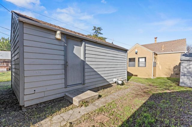 229 Vine St, Maxwell, CA 95955