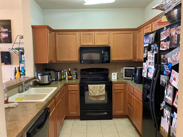2719 Olympic Park Drive, Grand Prairie, TX 75050