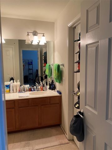 2719 Olympic Park Drive, Grand Prairie, TX 75050