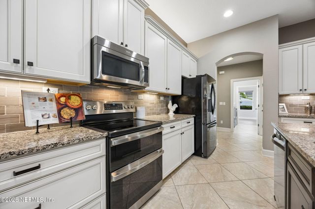 1322 WARBLER Way, Middleburg, FL 32068