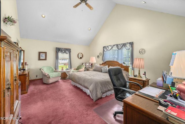 1453 S Wynn Road, Oregon, OH 43616