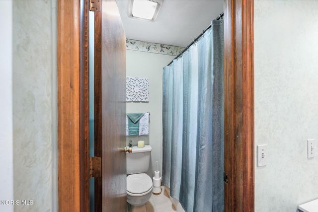 1453 S Wynn Road, Oregon, OH 43616