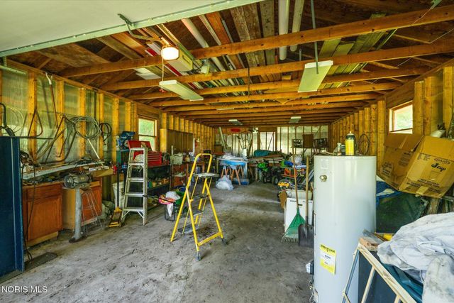 1453 S Wynn Road, Oregon, OH 43616