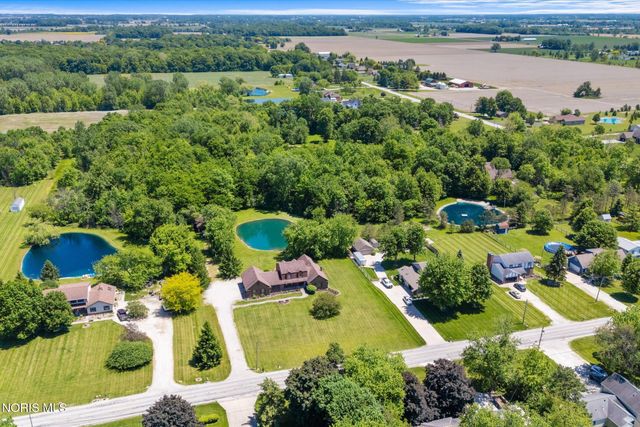 1453 S Wynn Road, Oregon, OH 43616