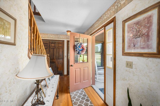 1453 S Wynn Road, Oregon, OH 43616