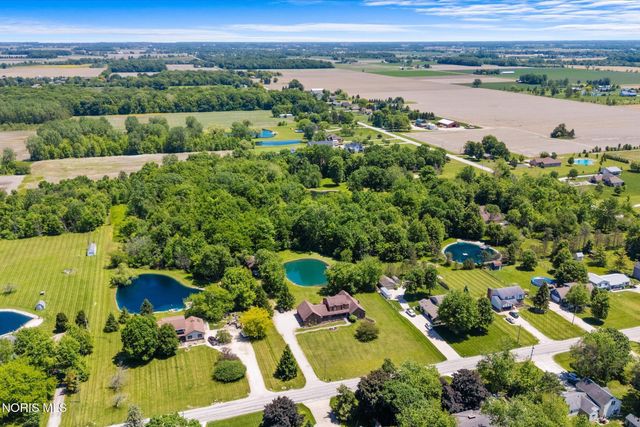 1453 S Wynn Road, Oregon, OH 43616