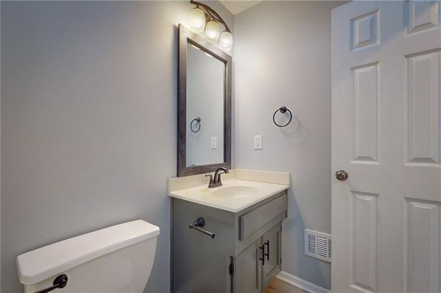 1103 S Huntington Drive, Greenwood, MO 64034