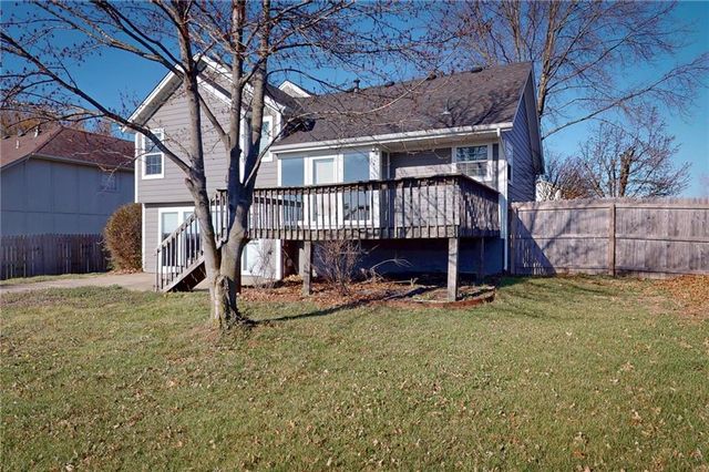 1103 S Huntington Drive, Greenwood, MO 64034