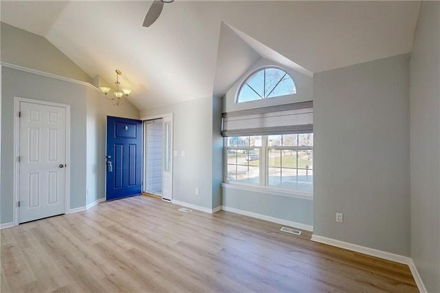 1103 S Huntington Drive, Greenwood, MO 64034