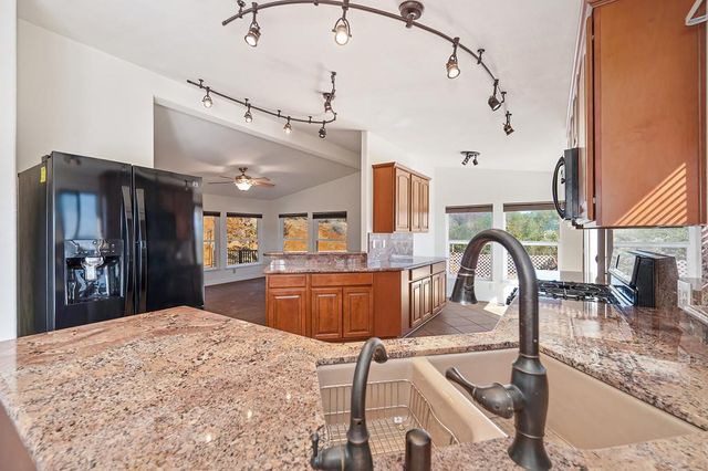 3430 Hilton Way, Shingle Springs, CA 95682