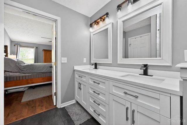 967 Hamlin Drive, Hamilton Twp, OH 45039