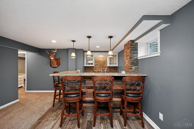 967 Hamlin Drive, Hamilton Twp, OH 45039