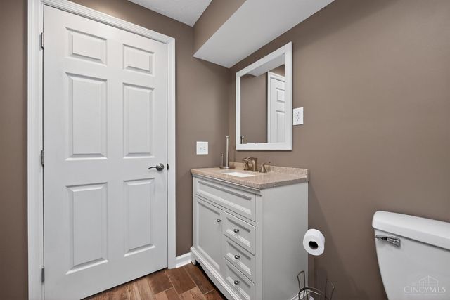 967 Hamlin Drive, Hamilton Twp, OH 45039