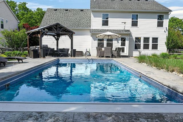 967 Hamlin Drive, Hamilton Twp, OH 45039
