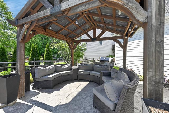 967 Hamlin Drive, Hamilton Twp, OH 45039