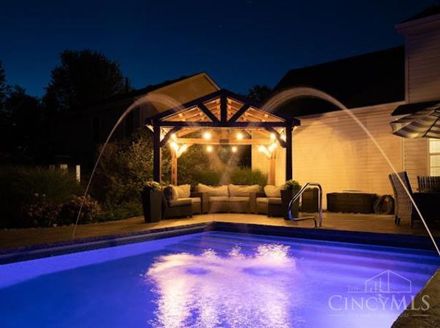 967 Hamlin Drive, Hamilton Twp, OH 45039