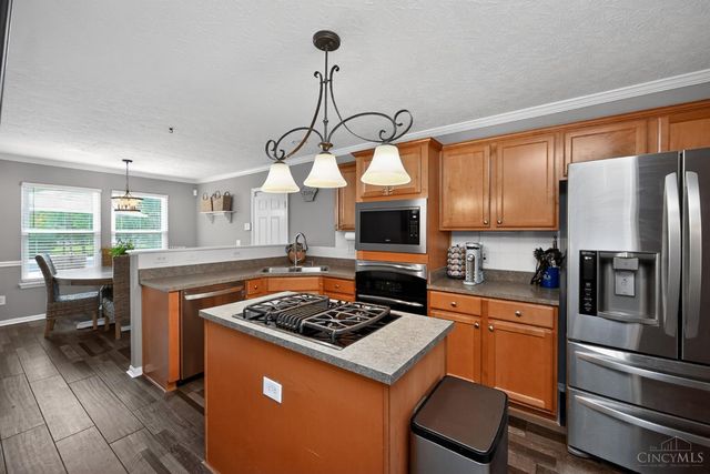 967 Hamlin Drive, Hamilton Twp, OH 45039