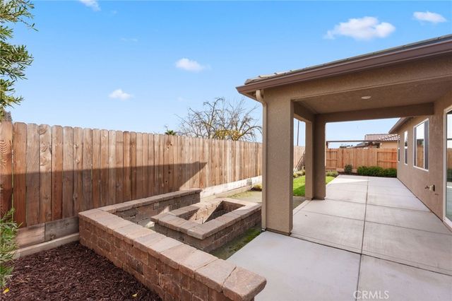 3215 Lourdes, Clovis, CA 93619