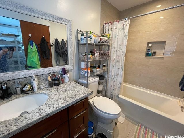 3233 Francis Street, Honolulu, HI 96815