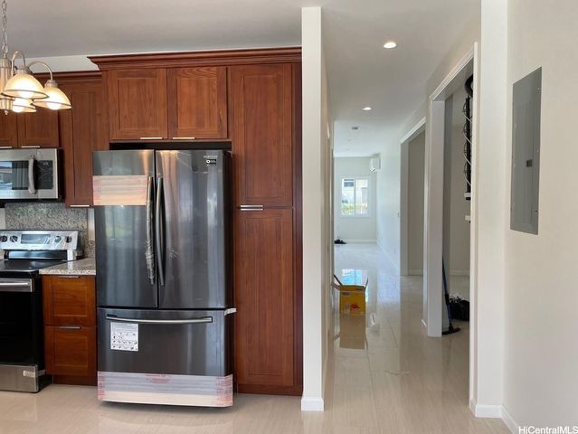 3233 Francis Street, Honolulu, HI 96815