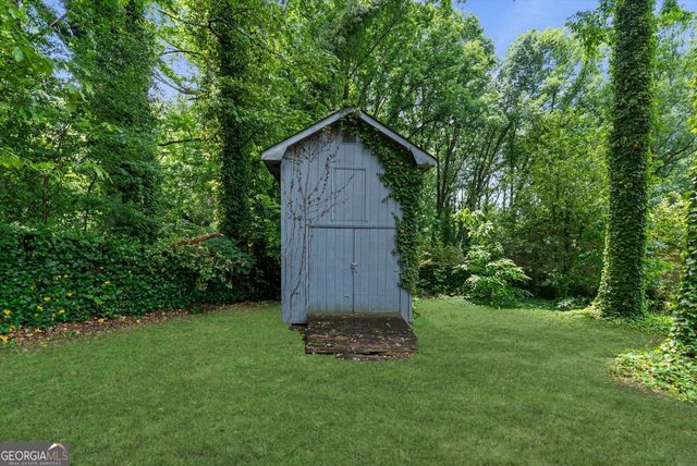 3047 Sanibel Drive, Stone Mountain, GA 30087