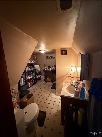 349 Elm Street, Syracuse, NY 13203