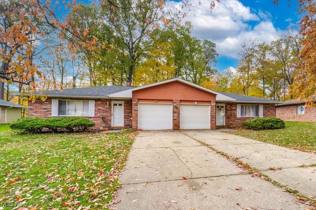 1514 & 1516 Robin Lane, Stow, OH 44224