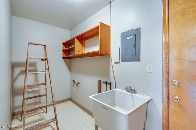 1514 & 1516 Robin Lane, Stow, OH 44224