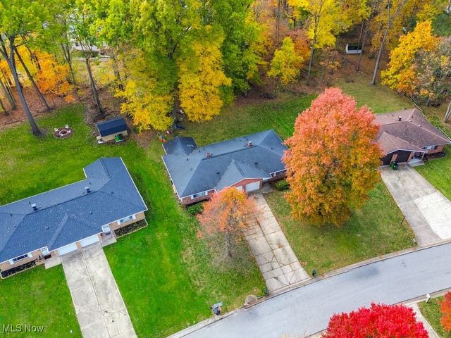 1514 & 1516 Robin Lane, Stow, OH 44224