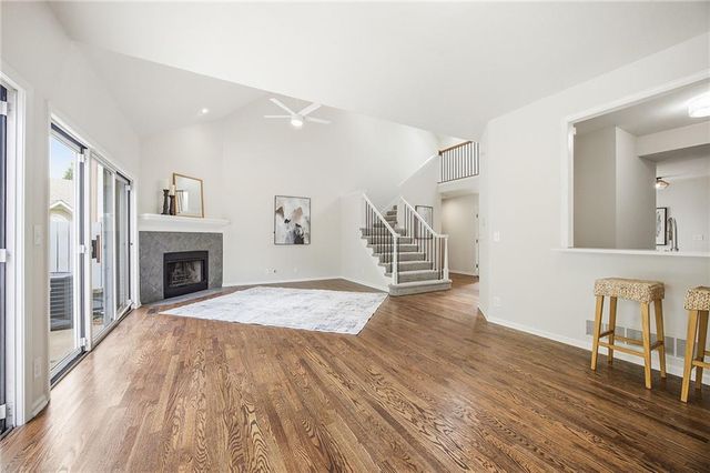 2426 W 137th Place, Overland Park, KS 66224