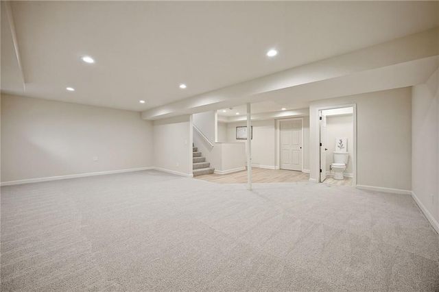 2426 W 137th Place, Overland Park, KS 66224