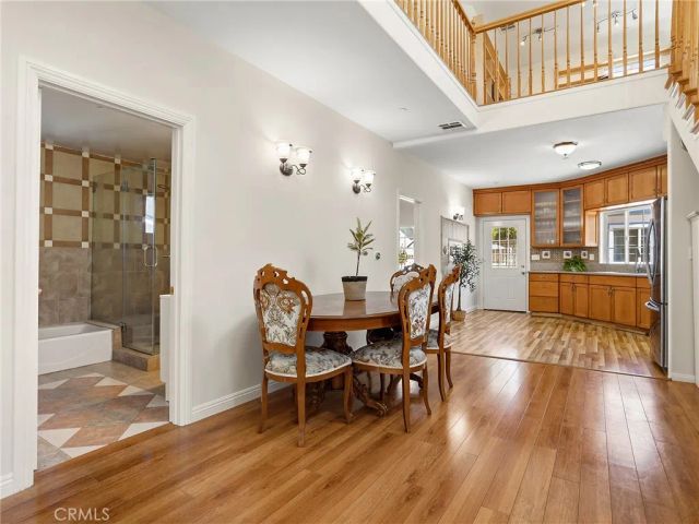 3305 Community Avenue, Glendale, CA 91214