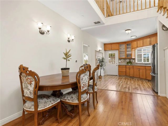 3305 Community Avenue, Glendale, CA 91214