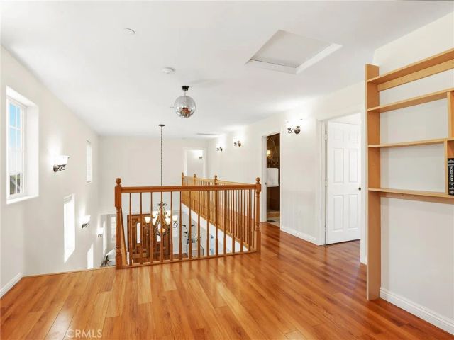 3305 Community Avenue, Glendale, CA 91214