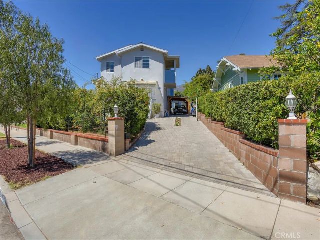 3305 Community Avenue, Glendale, CA 91214