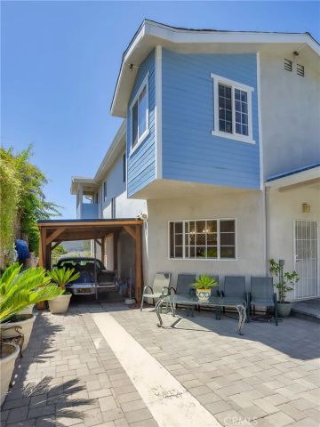 3305 Community Avenue, Glendale, CA 91214