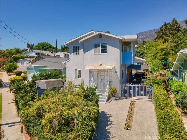 3305 Community Avenue, Glendale, CA 91214