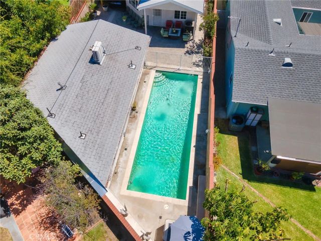3305 Community Avenue, Glendale, CA 91214