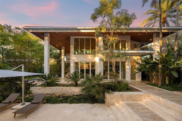 7150 W Lago Drive, Coral Gables, FL 33143