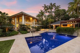7150 W Lago Drive, Coral Gables, FL 33143