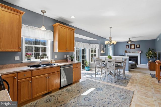 196 SUGARMAN RD, Coatesville, PA 19320