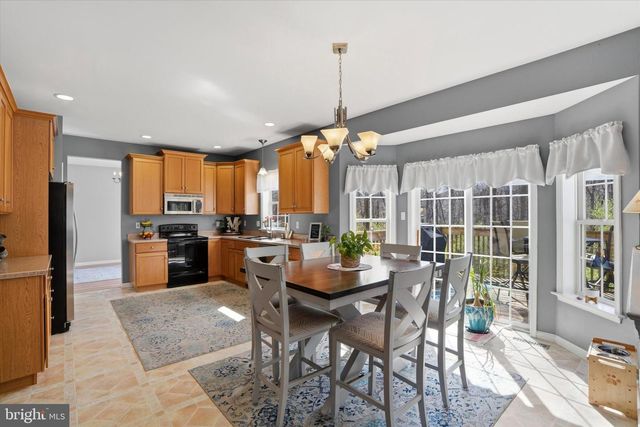 196 SUGARMAN RD, Coatesville, PA 19320