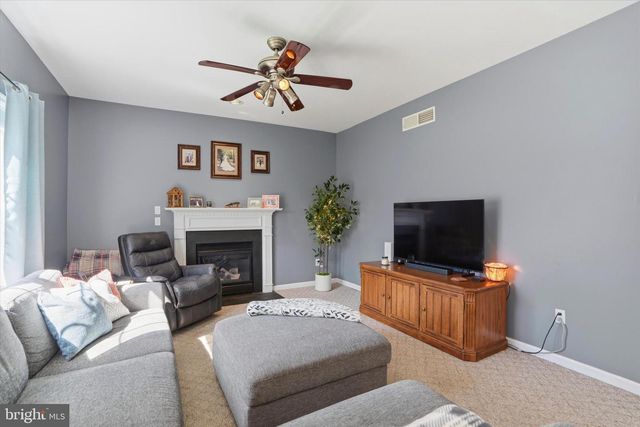 196 SUGARMAN RD, Coatesville, PA 19320